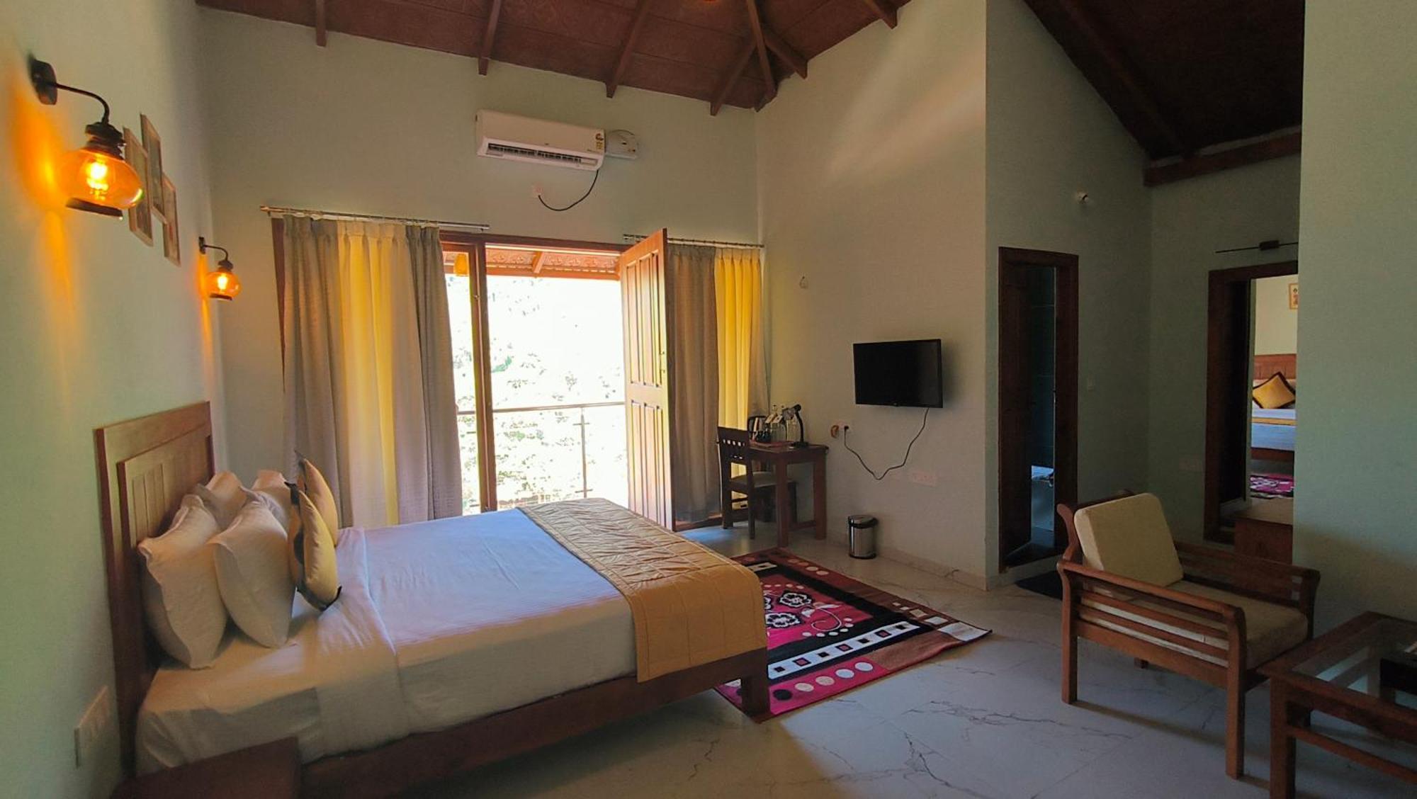 Hill Crest Resort - Coorg Madikeri Dış mekan fotoğraf