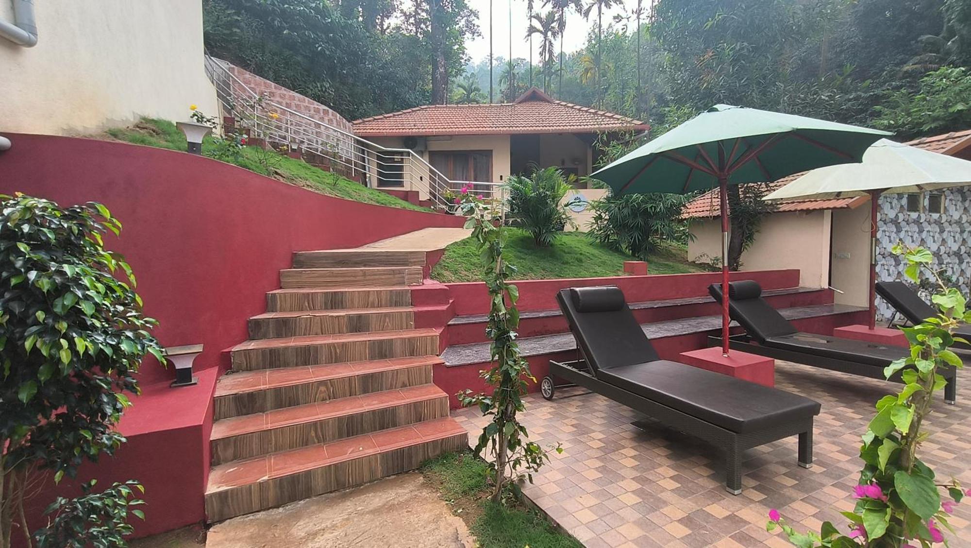 Hill Crest Resort - Coorg Madikeri Dış mekan fotoğraf