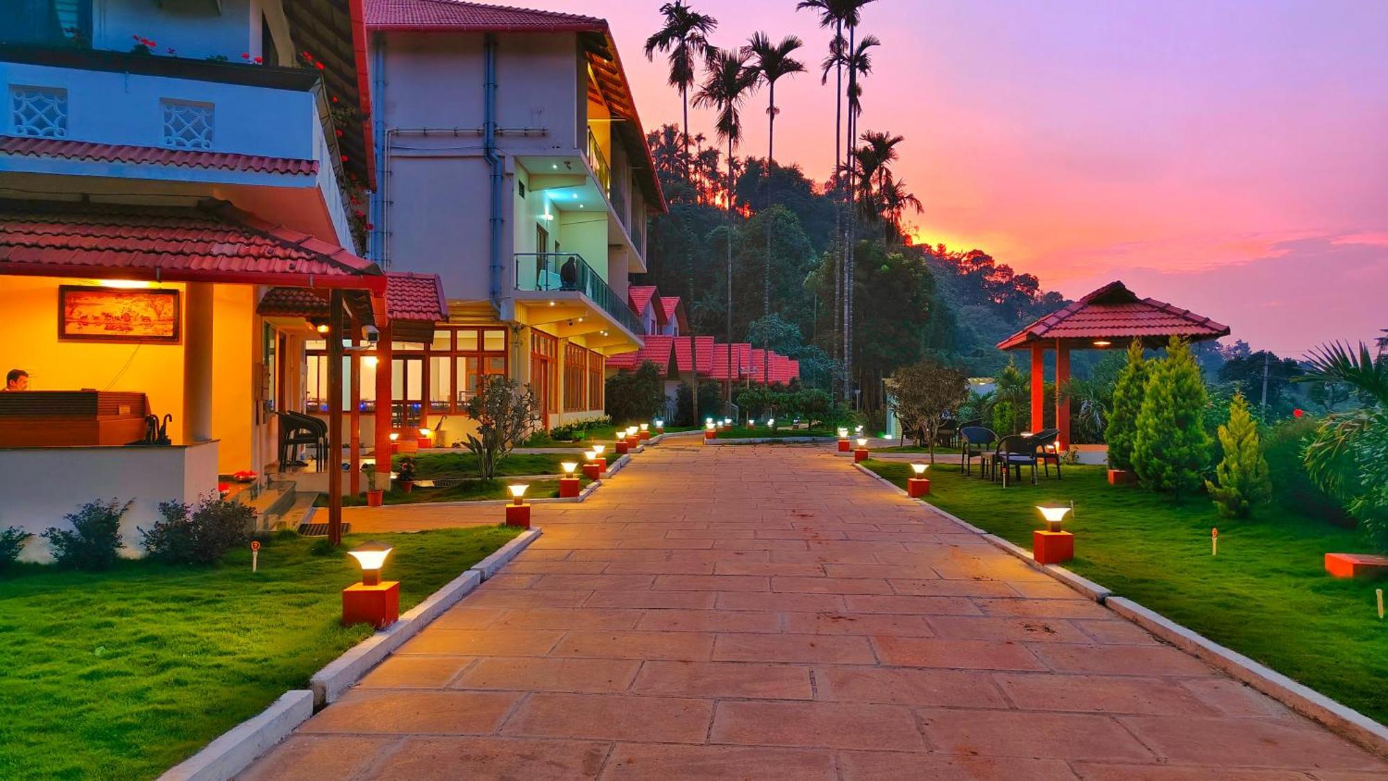 Hill Crest Resort - Coorg Madikeri Dış mekan fotoğraf