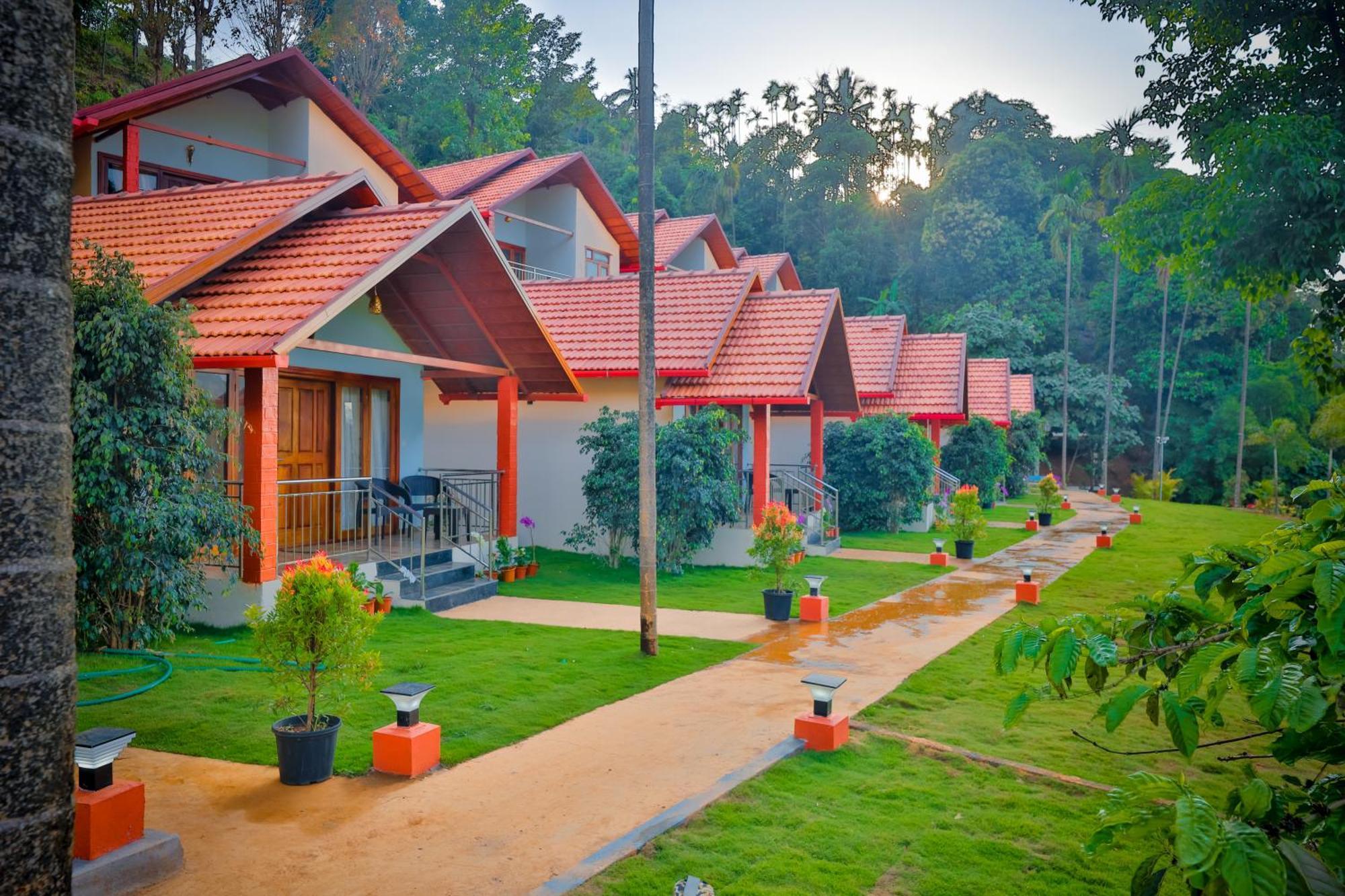 Hill Crest Resort - Coorg Madikeri Dış mekan fotoğraf