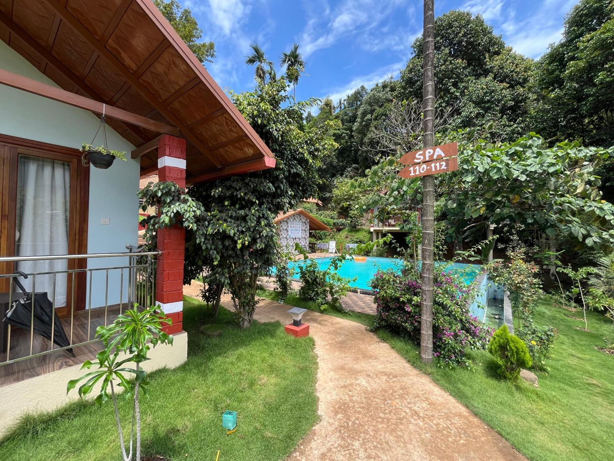Hill Crest Resort - Coorg Madikeri Dış mekan fotoğraf